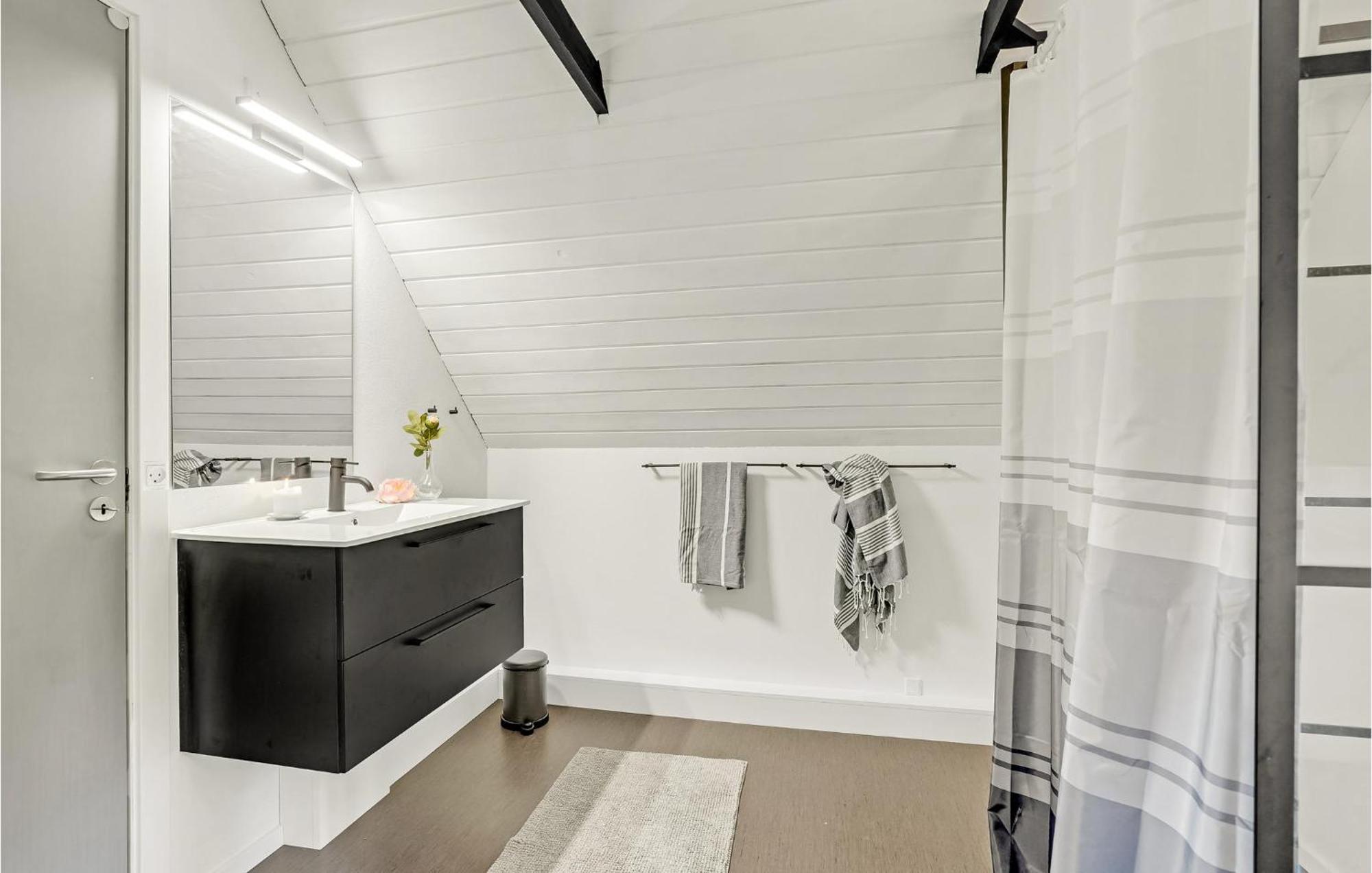 Beautiful Home In Herning With Kitchen Kültér fotó